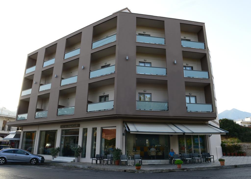 Ionion Hotel คิปปาริสเซีย ภายนอก รูปภาพ