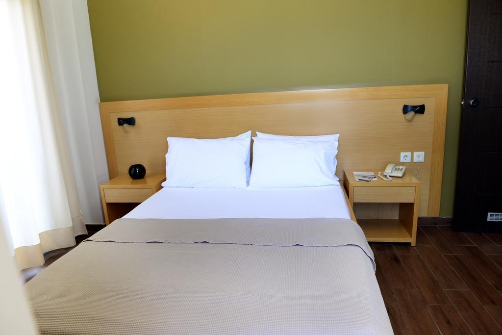 Ionion Hotel คิปปาริสเซีย ห้อง รูปภาพ